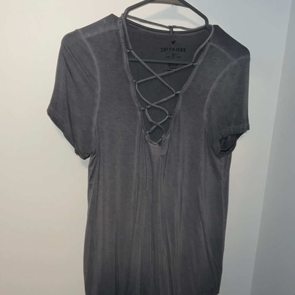 Soft & sexy American eagle tshirt